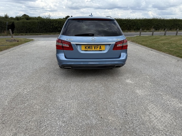 Used Mercedes-Benz E-Class 2011 for sale - 75406490: Photo 7