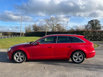 Used Audi A4 Avant 2017 for sale - 77220472: Photo