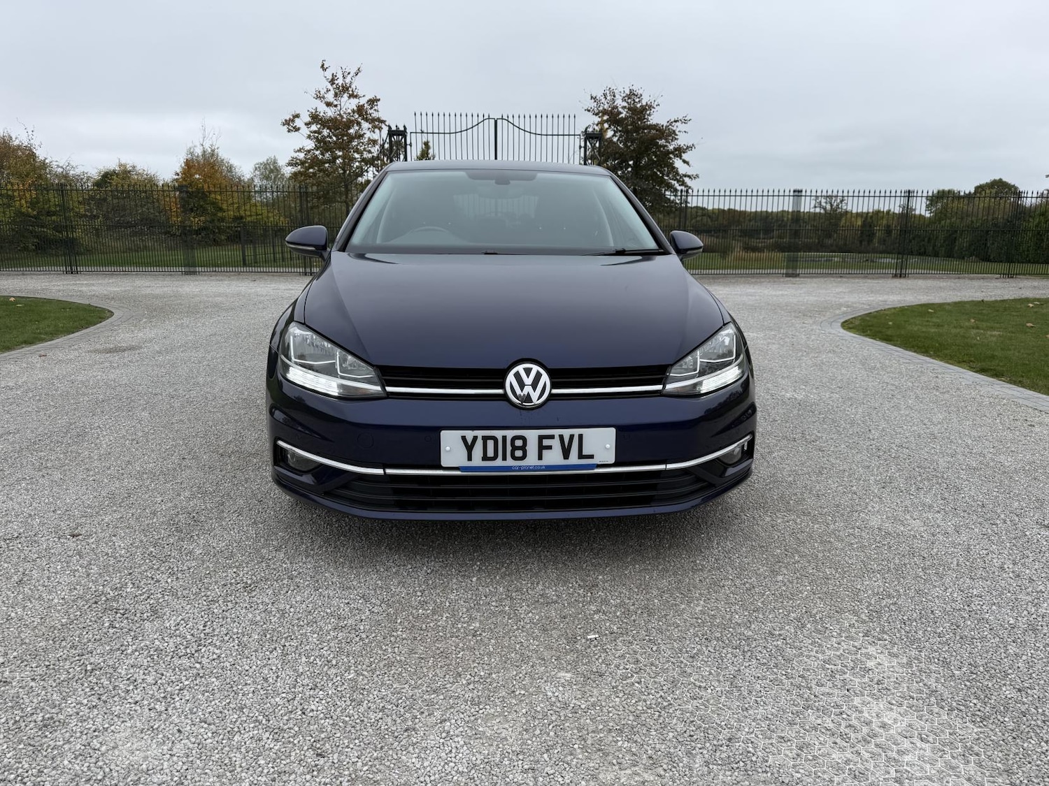 Used Volkswagen Golf 2018 for sale - 76249970: Photo 2