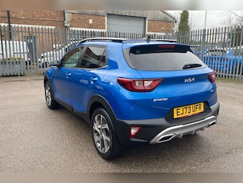 Used Kia Stonic 2024 for sale - 78951132: Photo
