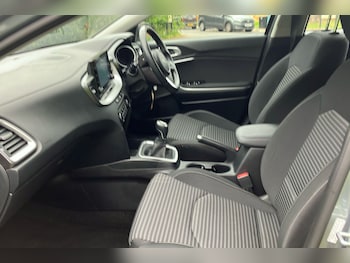 Used Kia Ceed 2021 for sale - 75498948: Photo