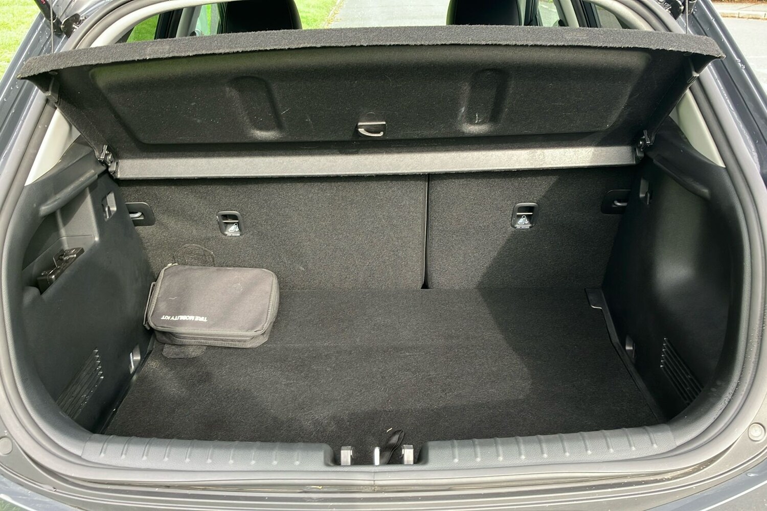 Used Kia Stonic 2022 for sale - 75834073: Photo 12