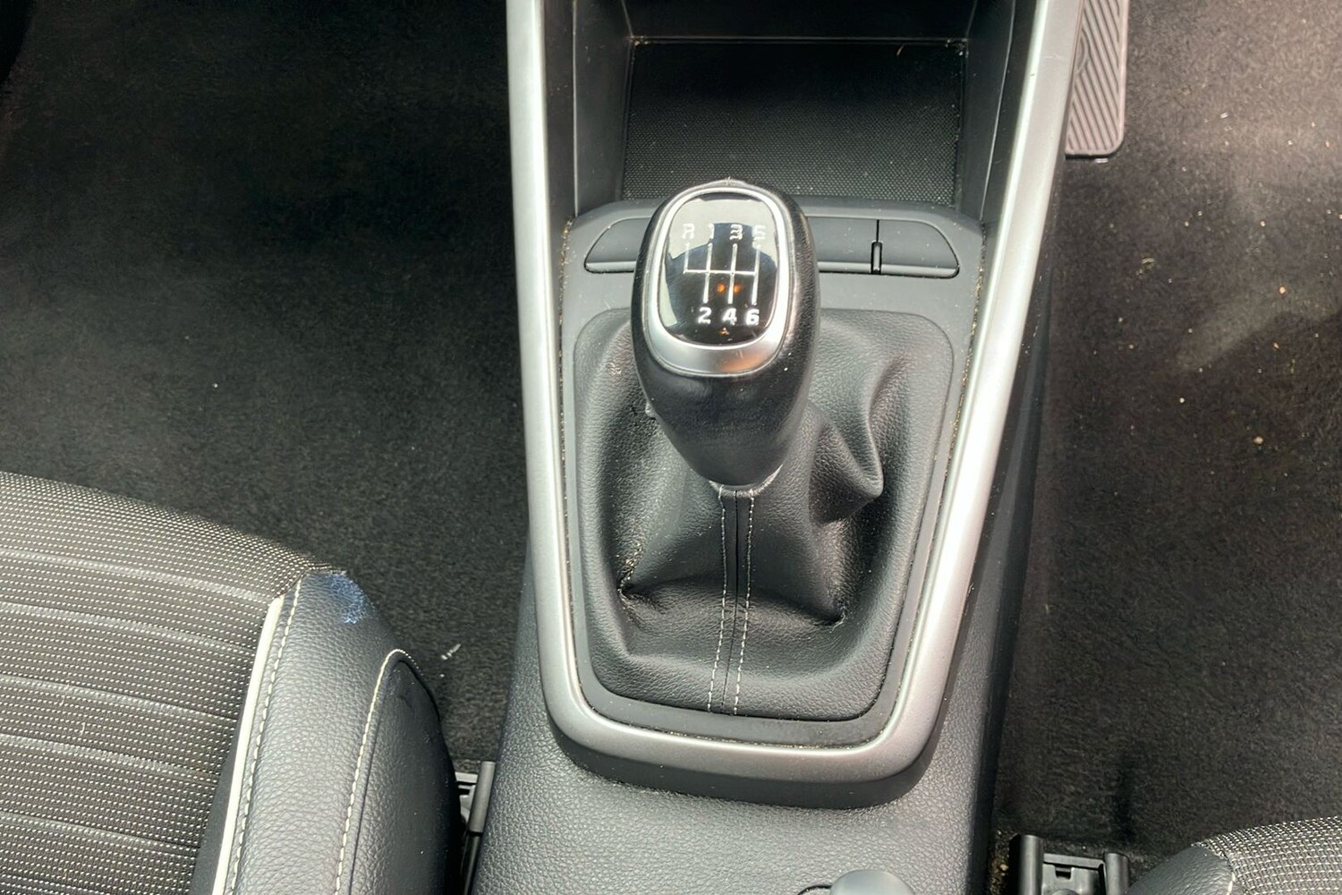 Used Kia Stonic 2022 for sale - 75834073: Photo 17