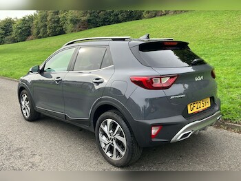 Used Kia Stonic 2022 for sale - 75834073: Photo