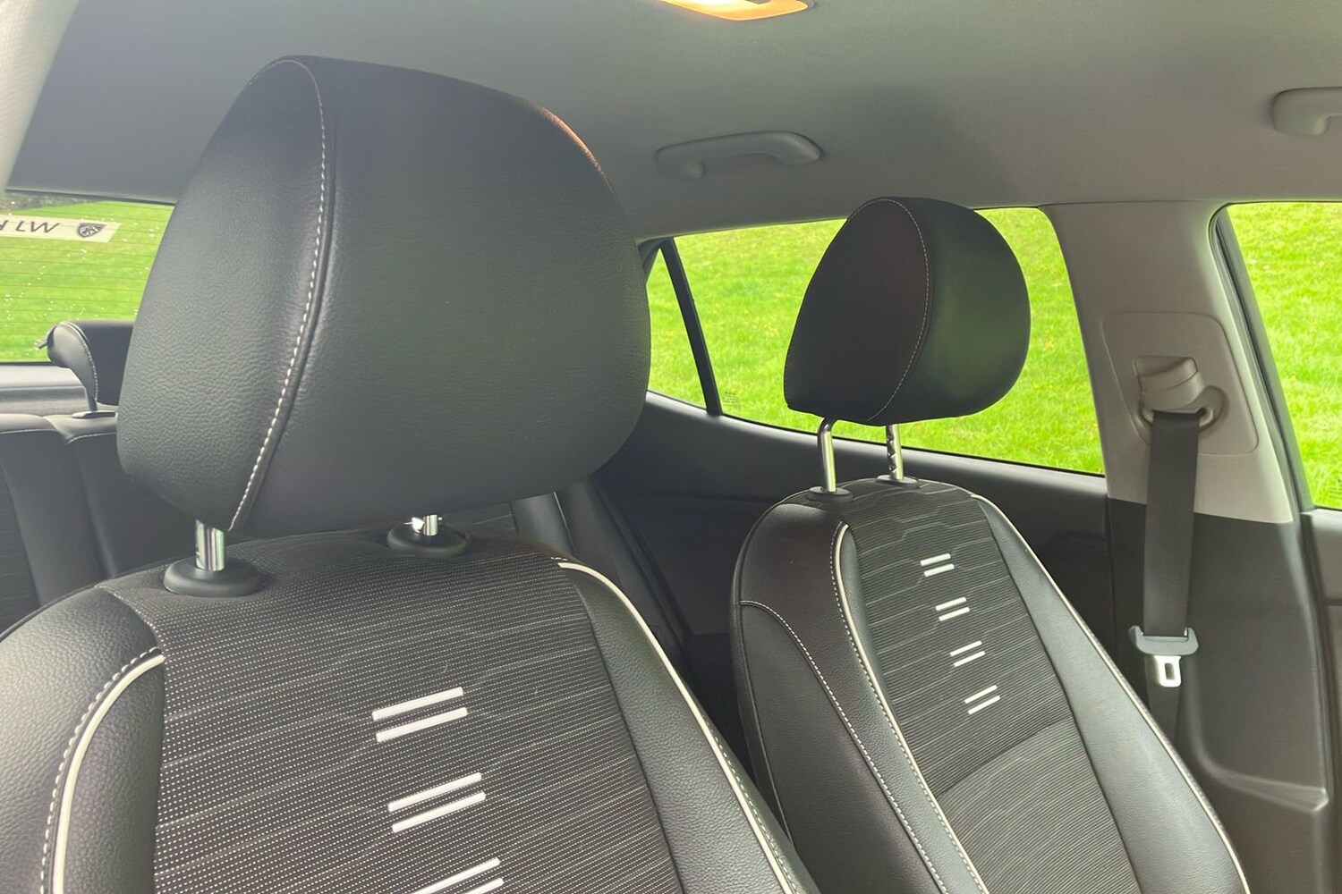 Used Kia Stonic 2022 for sale - 75834073: Photo 30