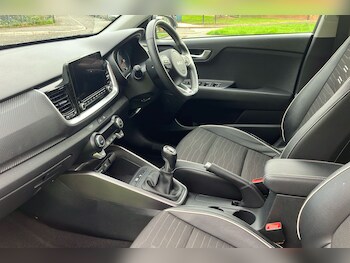 Used Kia Stonic 2022 for sale - 75834073: Photo
