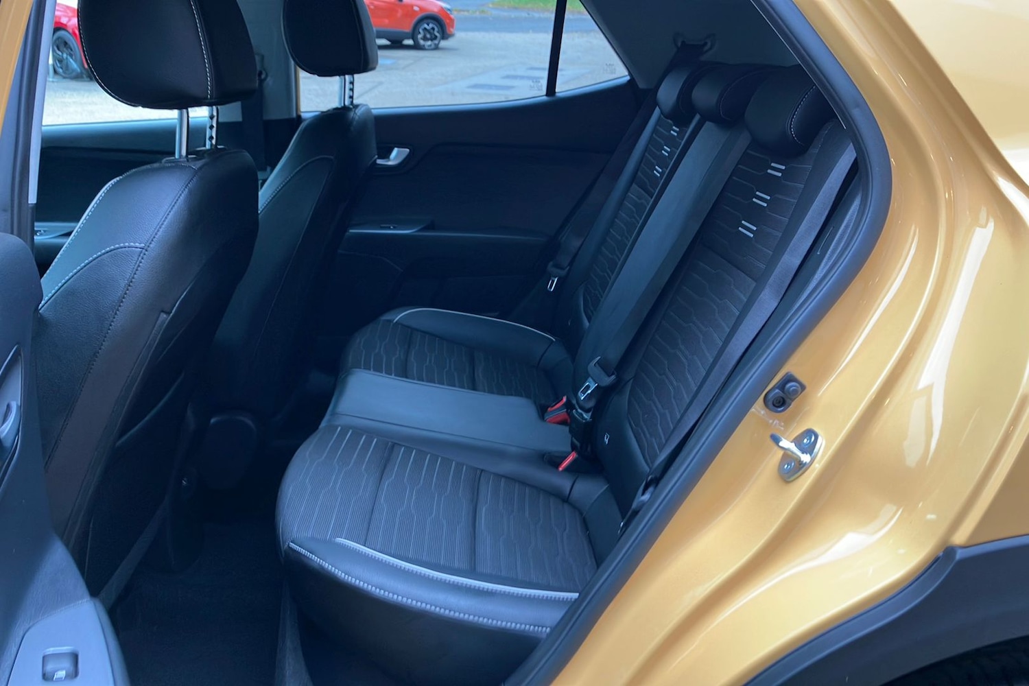 Used Kia Stonic 2025 for sale - 77118376: Photo 5