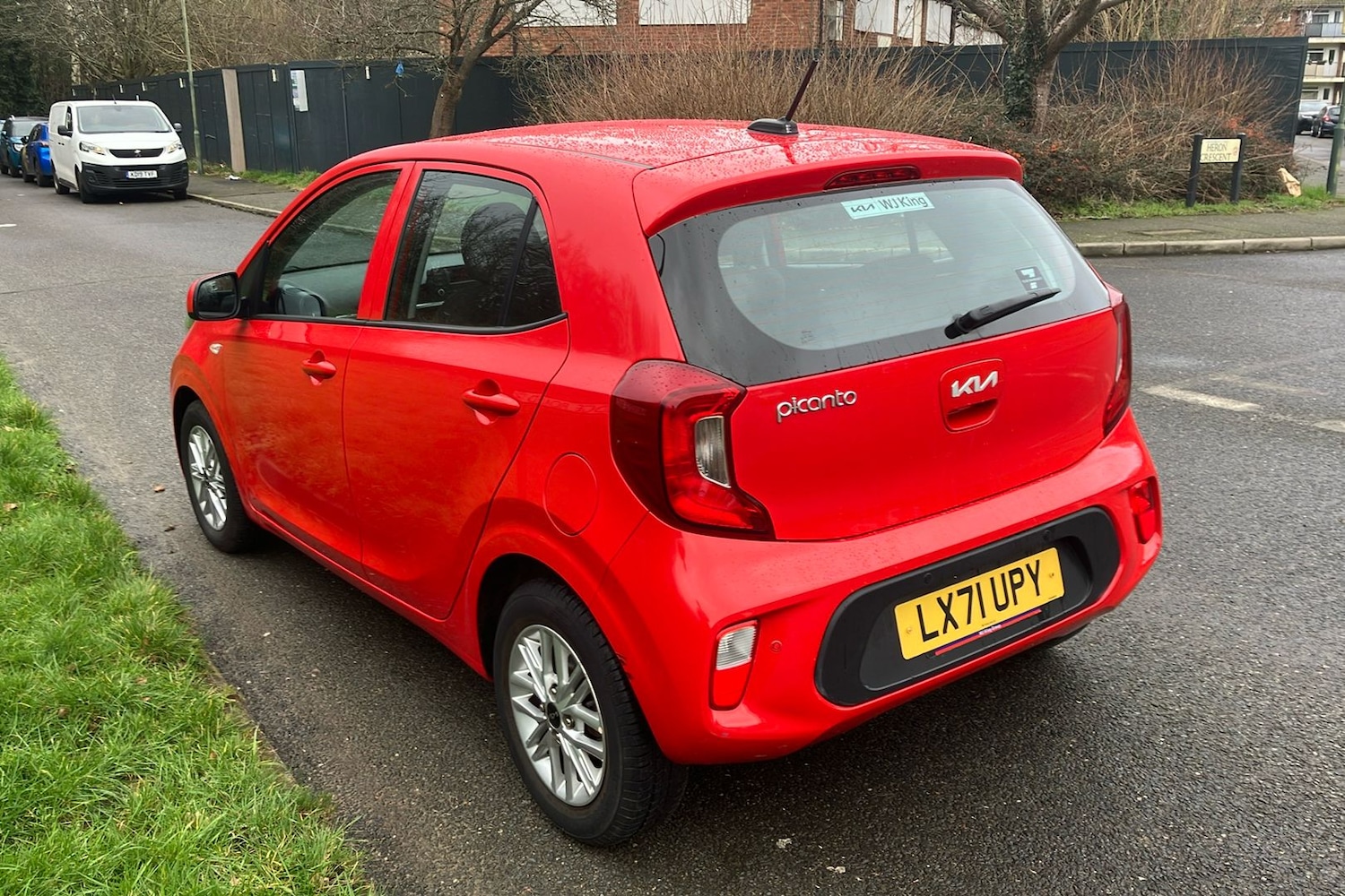 Used Kia Picanto 2021 for sale - 77629875: Photo 2