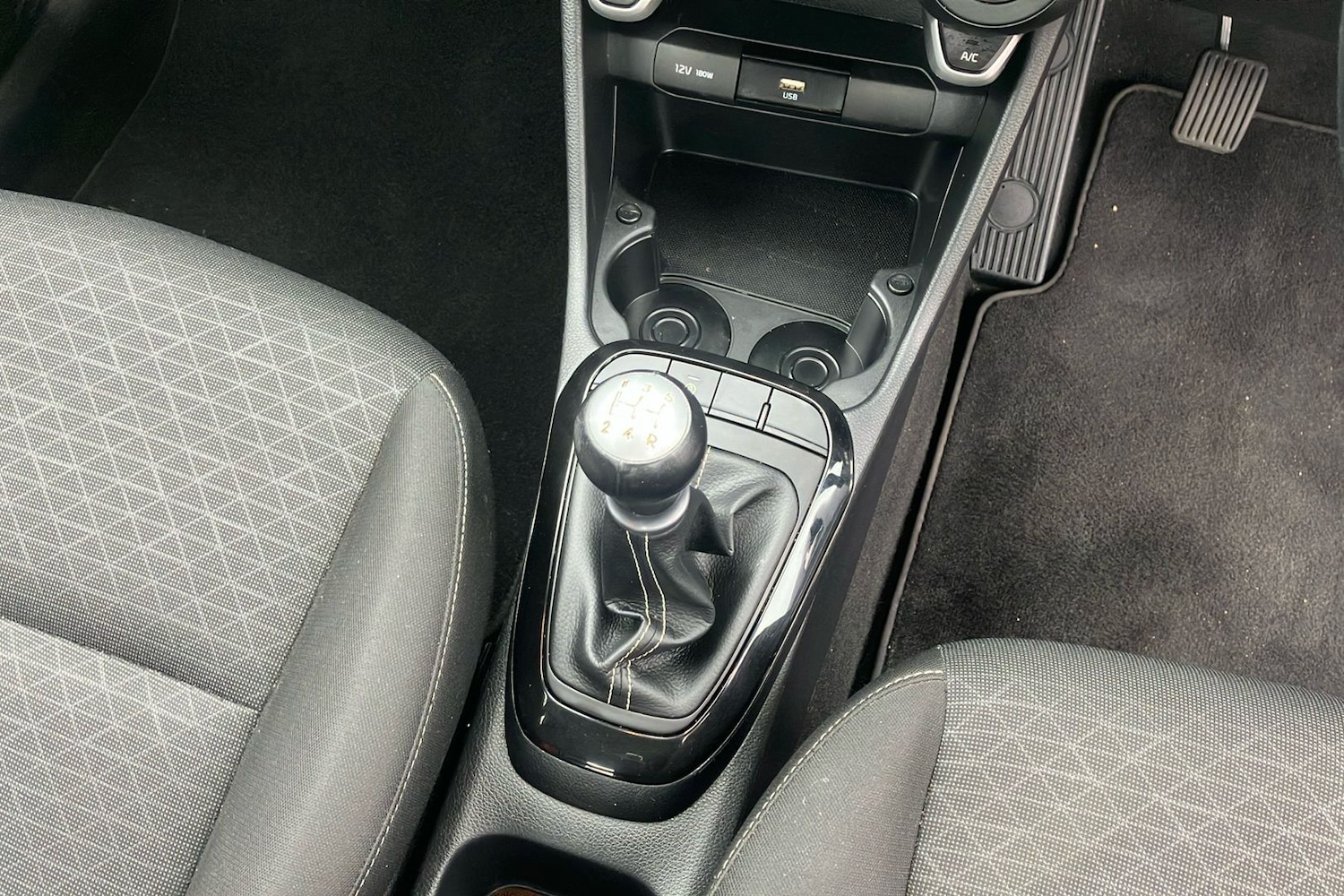 Used Kia Picanto 2021 for sale - 77629875: Photo 38