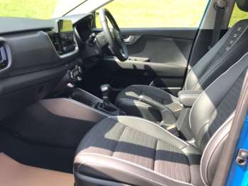 Used Kia Stonic 2025 for sale - 74961658: Photo