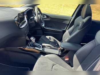 Used Kia Ceed 2023 for sale - 79323697: Photo