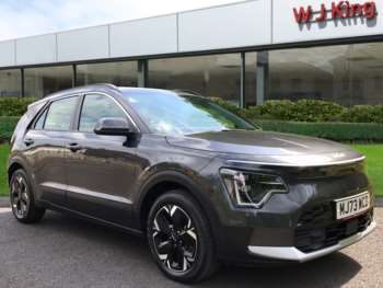 2023 - 150kW 2 65kWh 5dr Auto