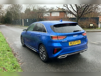 Used Kia Ceed 2023 for sale - 76986678: Photo