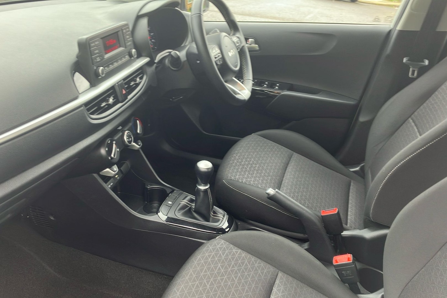 Used Kia Picanto 2023 for sale - 77629877: Photo 3