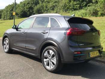 Used Kia Niro 2020 for sale - 74885697: Photo