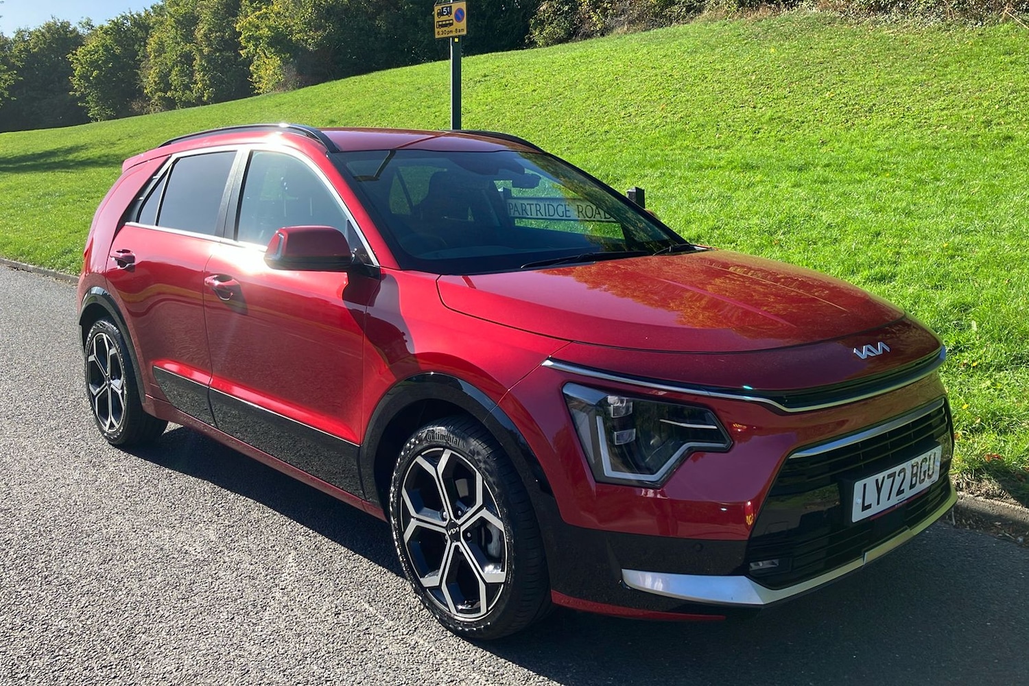 Used Kia Niro 2023 for sale - 75855929: Photo 1