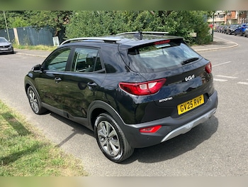 Used Kia Stonic 2025 for sale - 78951118: Photo