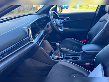 Used Kia Sportage 2022 for sale - 77656022: Photo