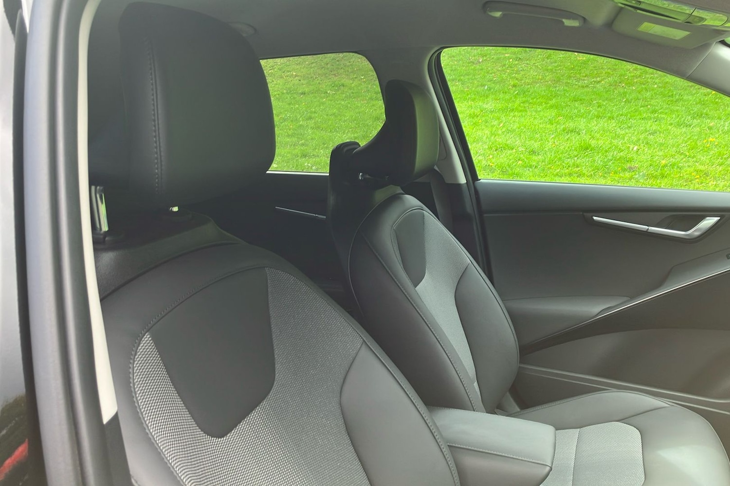 Used Kia Niro 2025 for sale - 76612553: Photo 30