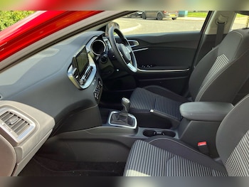 Used Kia XCeed 2025 for sale - 75891445: Photo