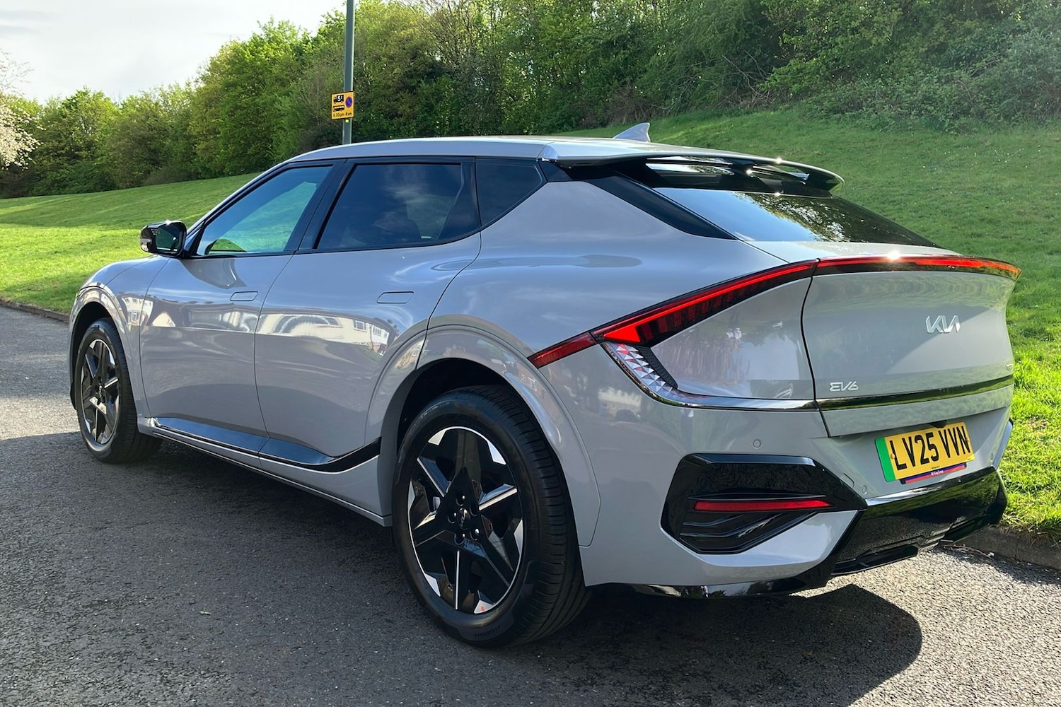 Used Kia EV6 2025 for sale - 76536484: Photo 2