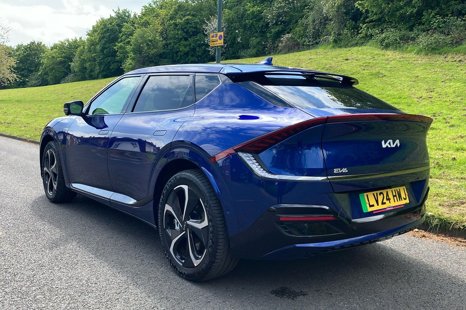 Used Kia EV6 2024 for sale - 76536495: Photo 2