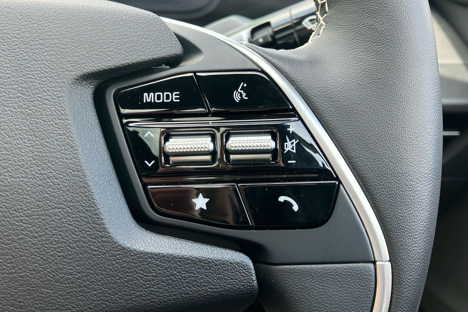 Used Kia EV6 2024 for sale - 76536495: Photo 48