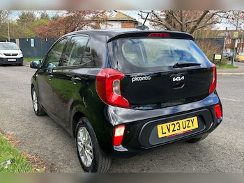 Used Kia Picanto 2023 for sale - 77976929: Photo