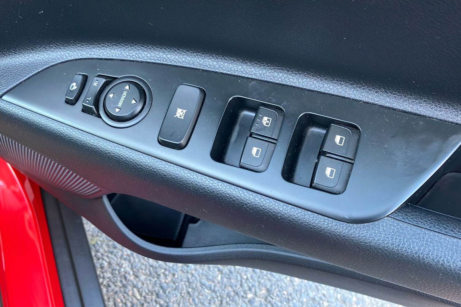 Used Kia Stonic 2023 for sale - 76114791: Photo 18