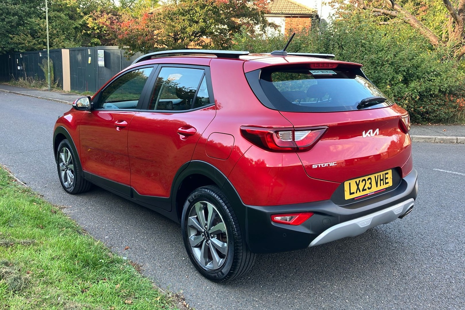 Used Kia Stonic 2023 for sale - 76114791: Photo 2