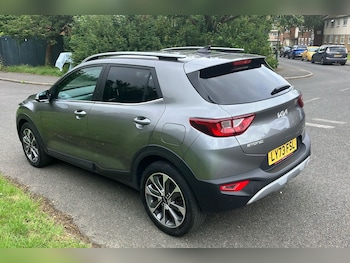 Used Kia Stonic 2023 for sale - 79514227: Photo