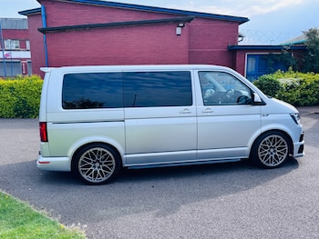 Used Volkswagen Caravelle 2016 for sale - 78534996: Photo