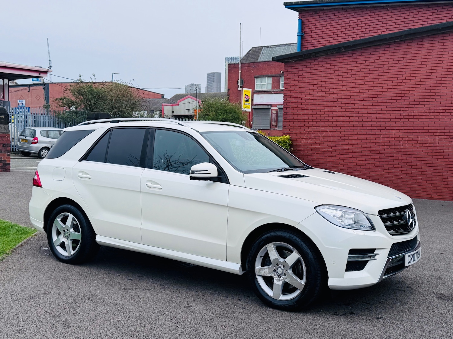 Used Mercedes-Benz M Class 2014 for sale - 77997569: Photo 3