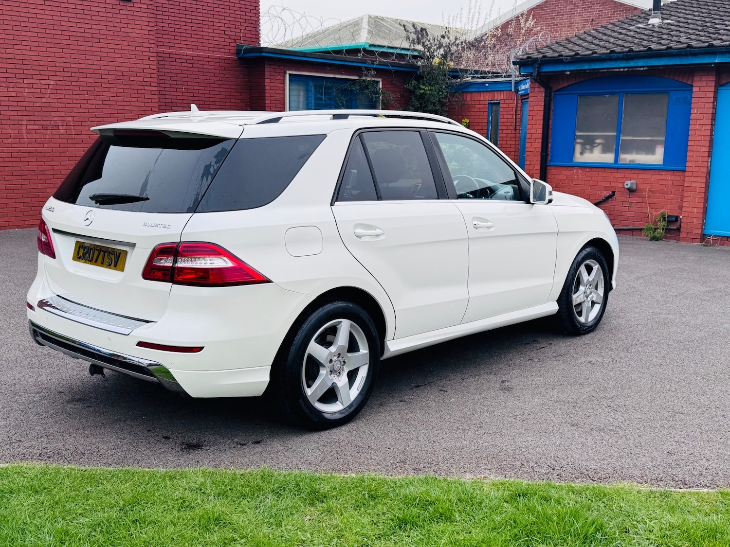 Used Mercedes-Benz M Class 2014 for sale - 77997569: Photo 8