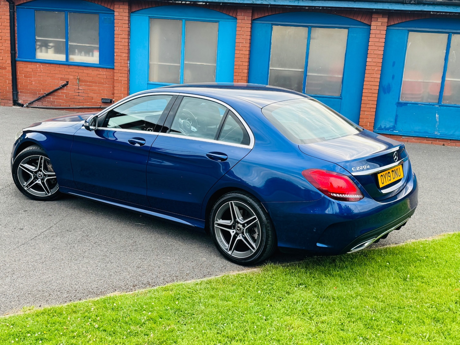 Used Mercedes-Benz C Class 2019 for sale - 78179911: Photo 6