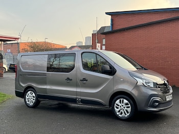 Used Renault Trafic 2015 for sale - 77027555: Photo