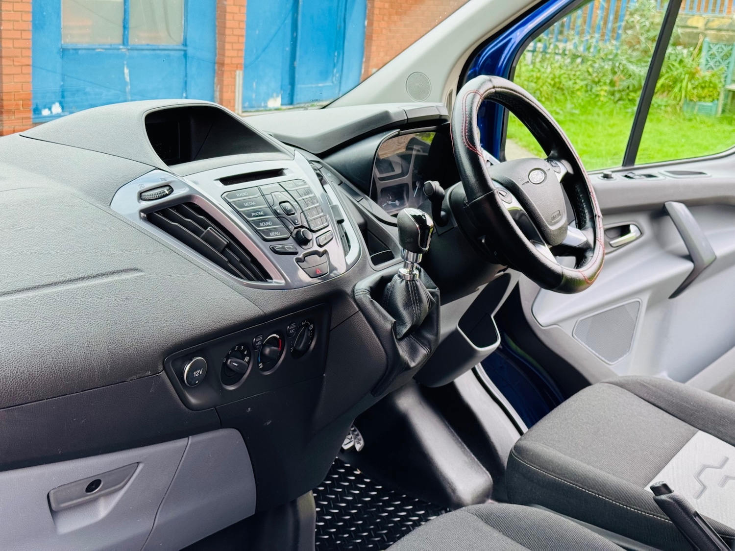 Used Ford Transit Custom 2017 for sale - 76290532: Photo 11