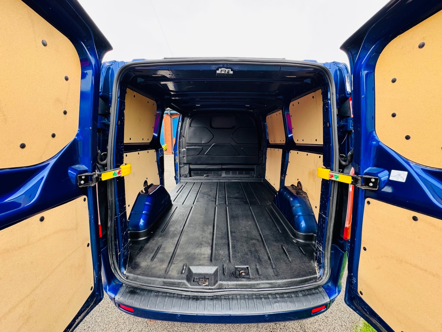 Used Ford Transit Custom 2017 for sale - 76290532: Photo 7