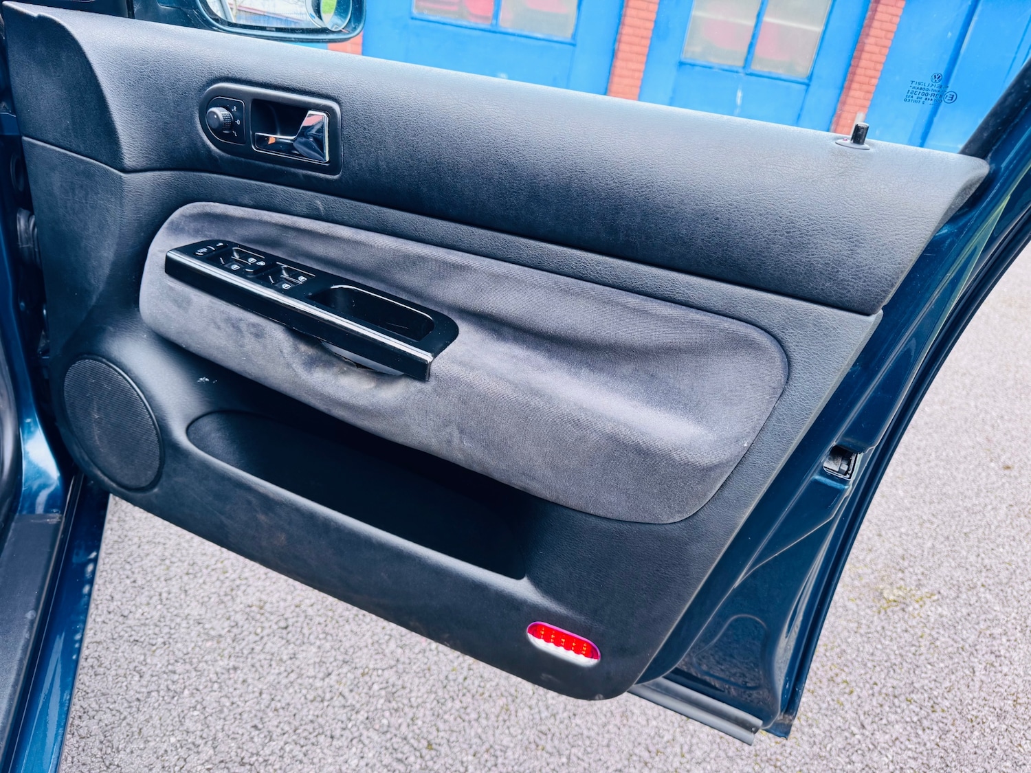 Used Volkswagen Golf 2002 for sale - 77789915: Photo 17