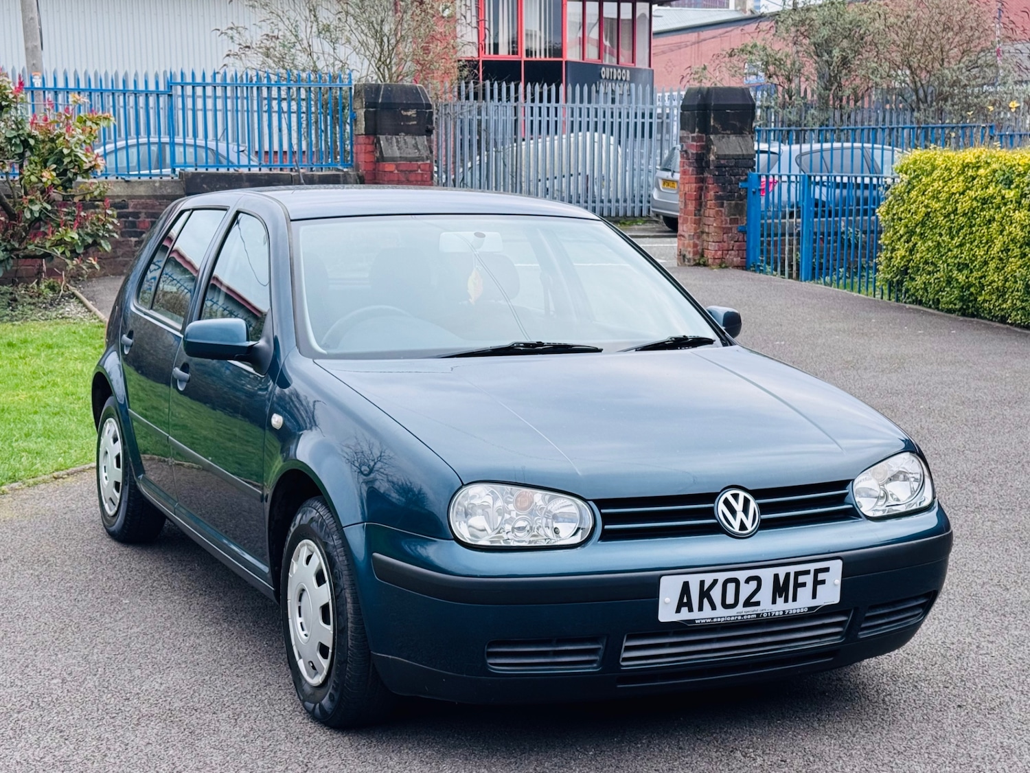 Used Volkswagen Golf 2002 for sale - 77789915: Photo 4