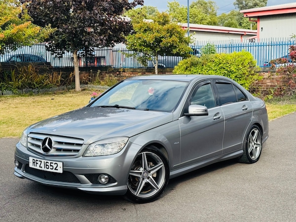 Used Mercedes-Benz C Class 2010 for sale - 76320766: Photo 1