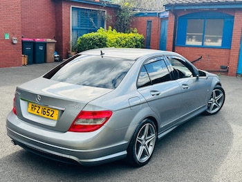 Used Mercedes-Benz C Class 2010 for sale - 76320766: Photo
