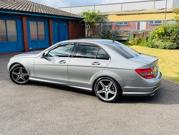 Used Mercedes-Benz C Class 2010 for sale - 76320766: Photo