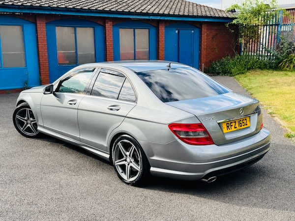 Used Mercedes-Benz C Class 2010 for sale - 76320766: Photo 6