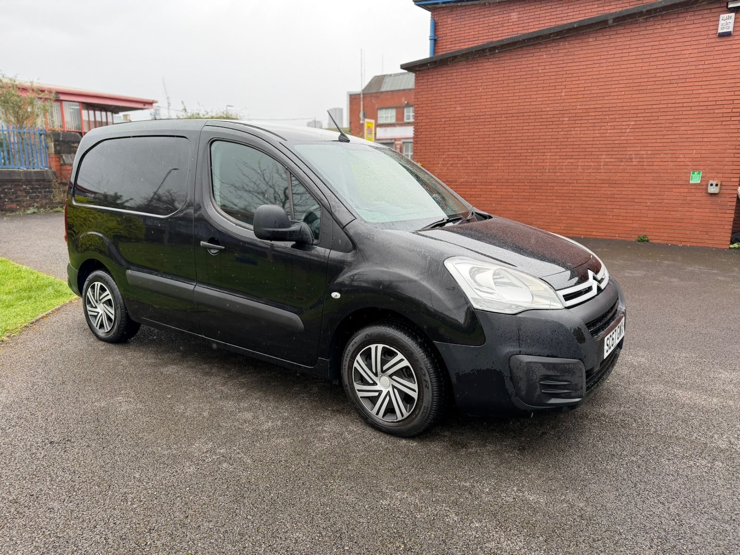 Used Citroen Berlingo 2018 for sale - 78216105: Photo 4