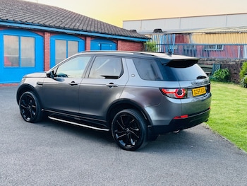 Used Land Rover Discovery Sport 2015 for sale - 78383519: Photo