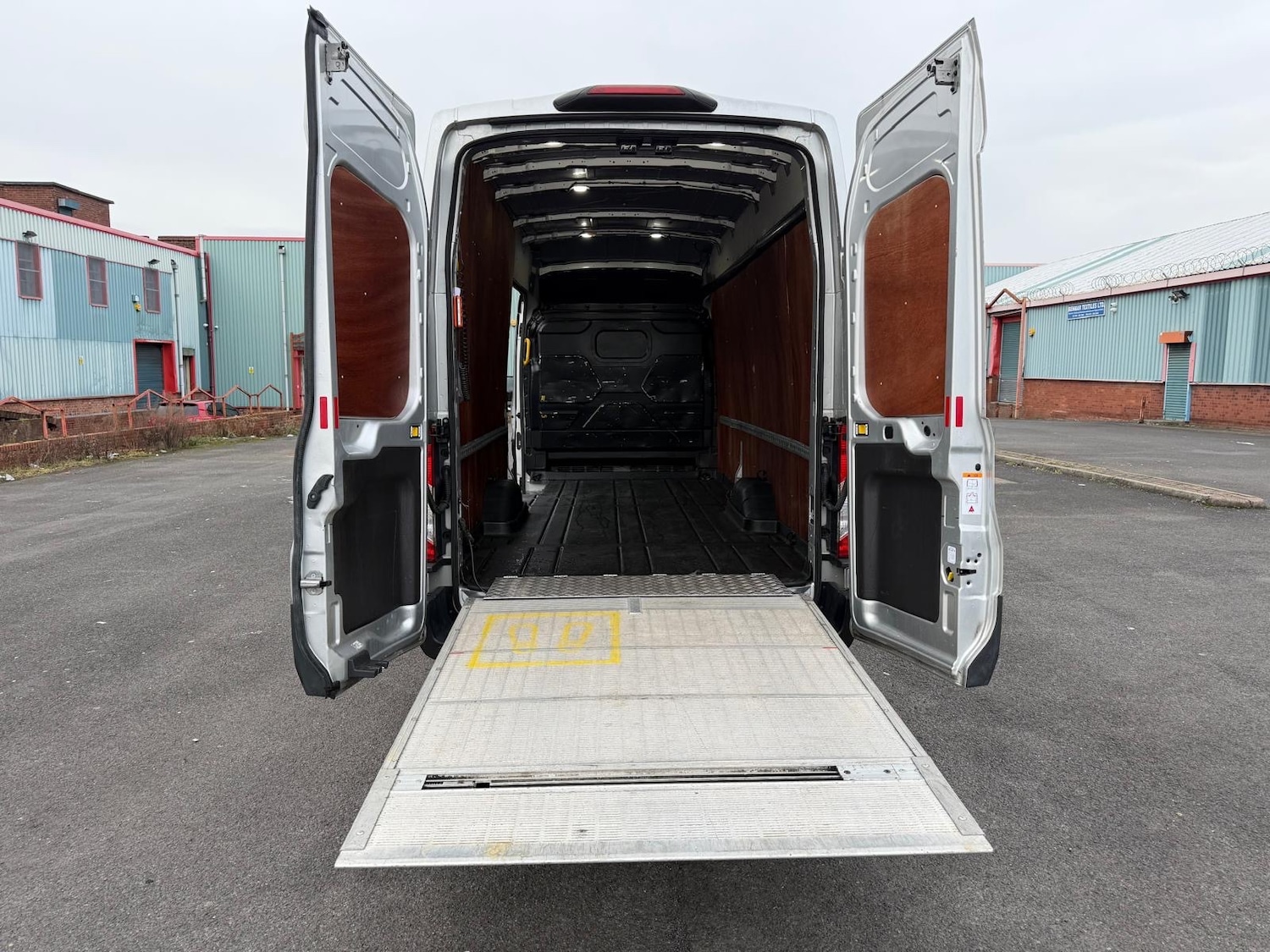 Used Ford Transit 2020 for sale - 78179902: Photo 9