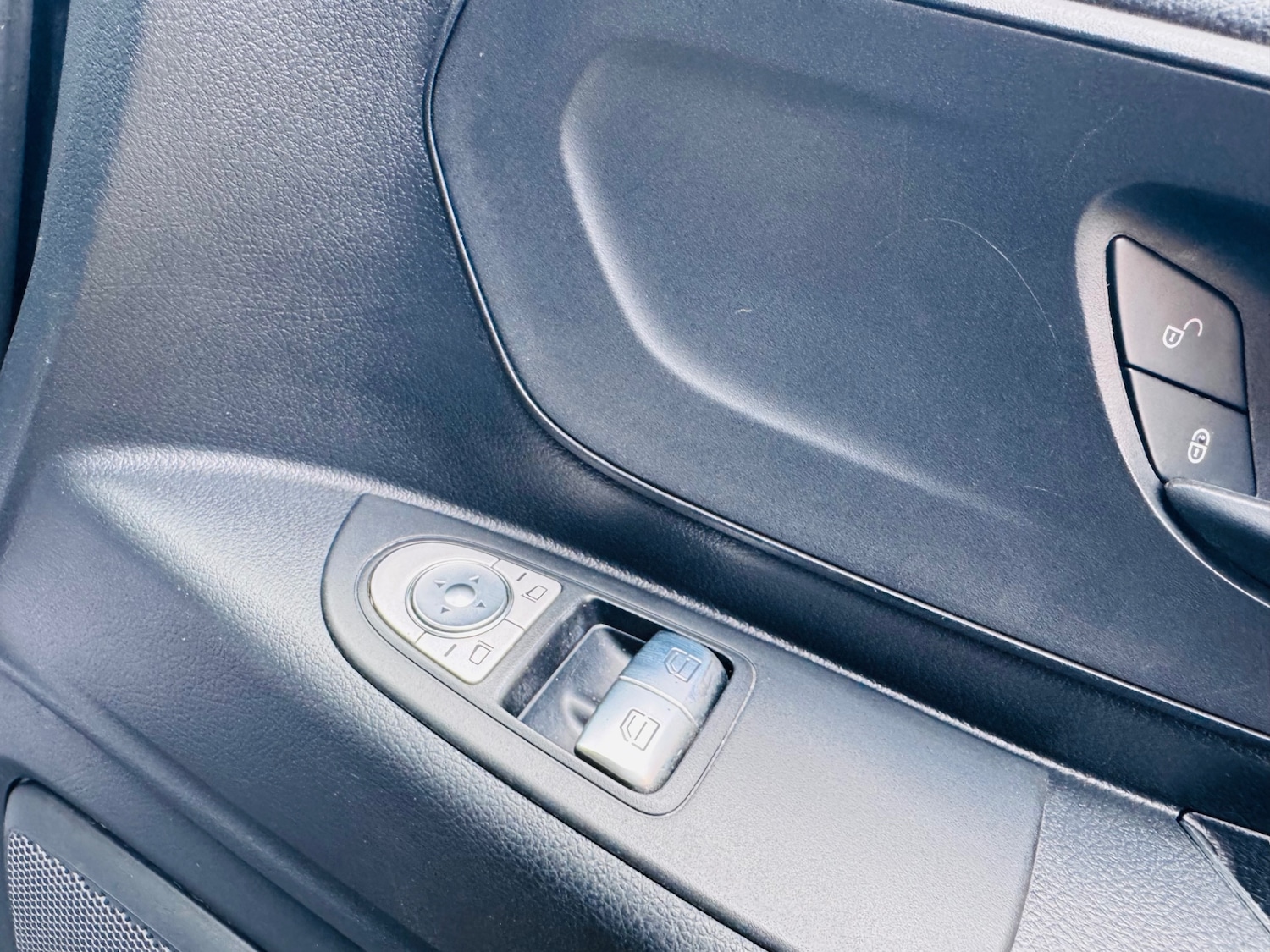 Used Mercedes-Benz Vito 2021 for sale - 77997555: Photo 10