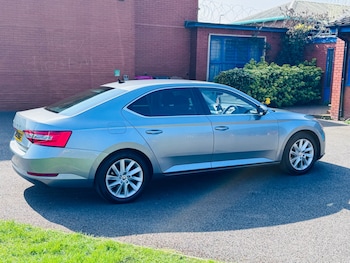 Used Skoda Superb 2019 for sale - 78180138: Photo