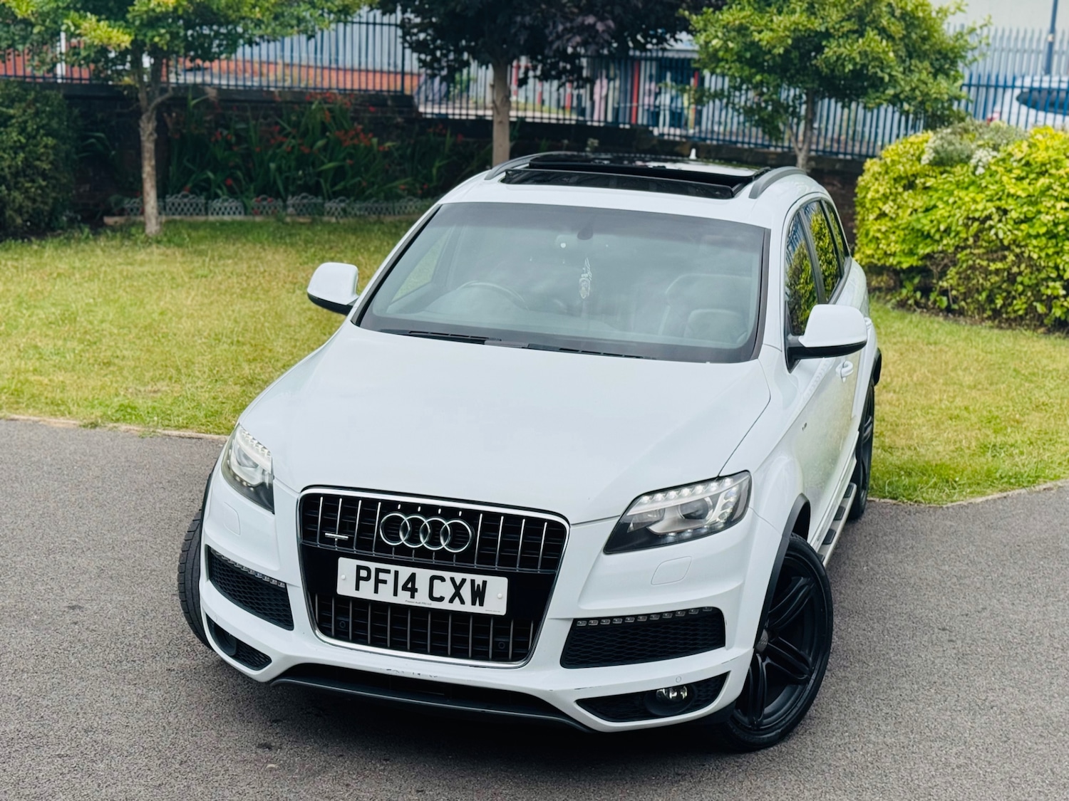 Used Audi Q7 2014 for sale - 76149387: Photo 4